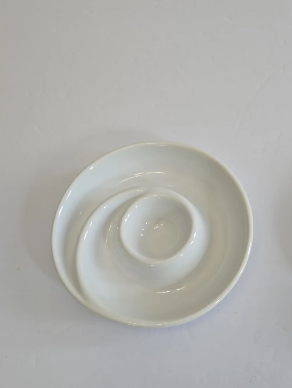 Vintage Pottery Barn Set Of 2 Swirl Appetizer Dipping Plates White Stackable